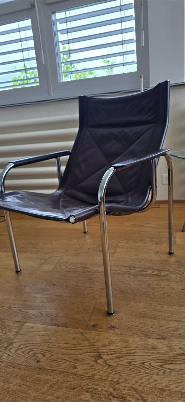 Eichenberger Poltrone: Fauteuil en cuir Hans eichenberger – Usato da Pieterlen venduto da mou_hx6c 2