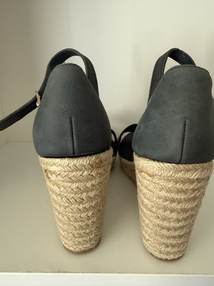 Tommy Hilfiger Scarpe da donna: Tommy Hilfiger Sandalen Grösse 40  – Usato da Meggen venduto da edwardcallan 2
