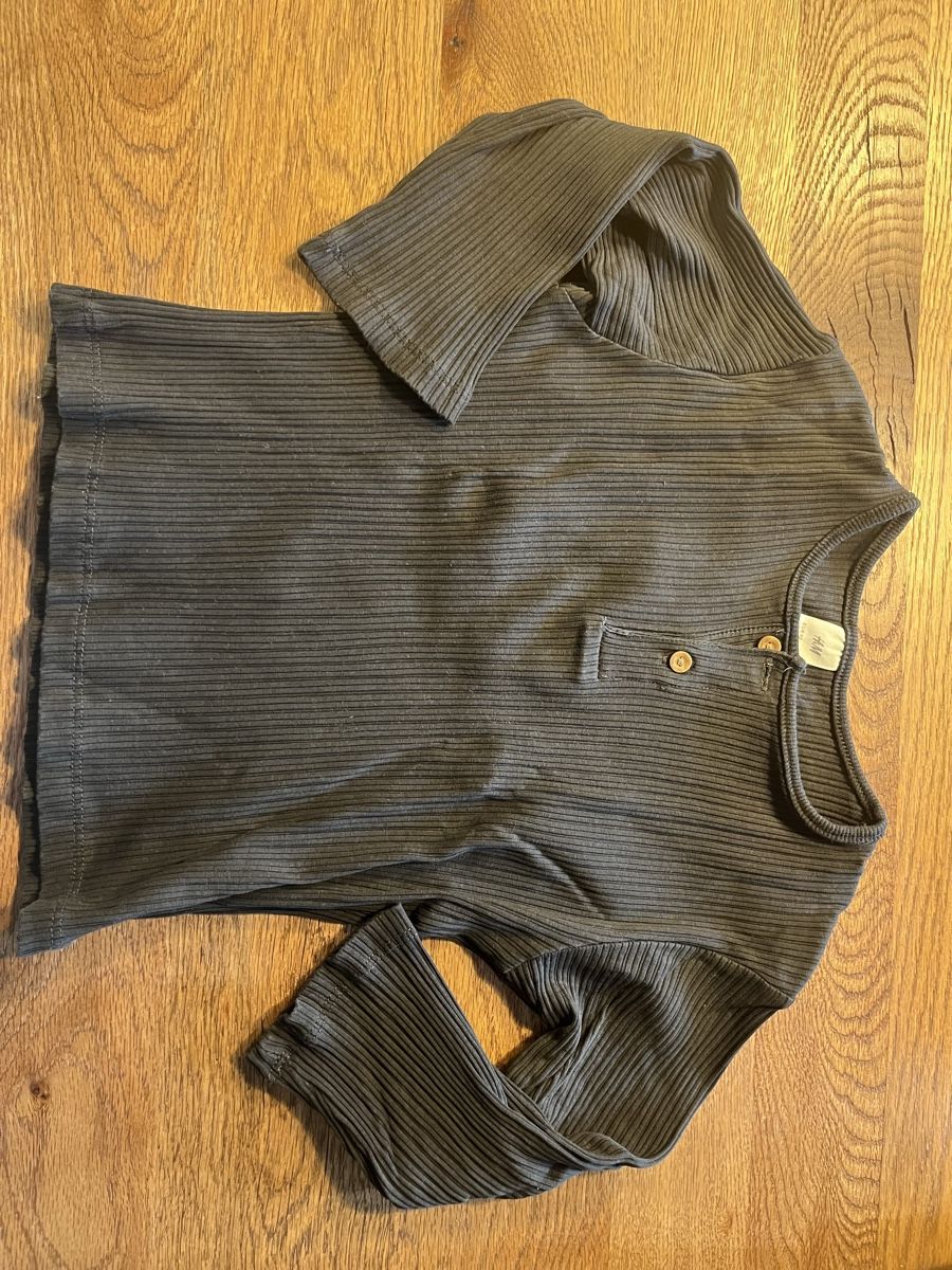H&M Camicie, T-shirt & Polo: H&M Shirt Langarm Gr. 98 – Usato da Zollikerberg venduto da LLV