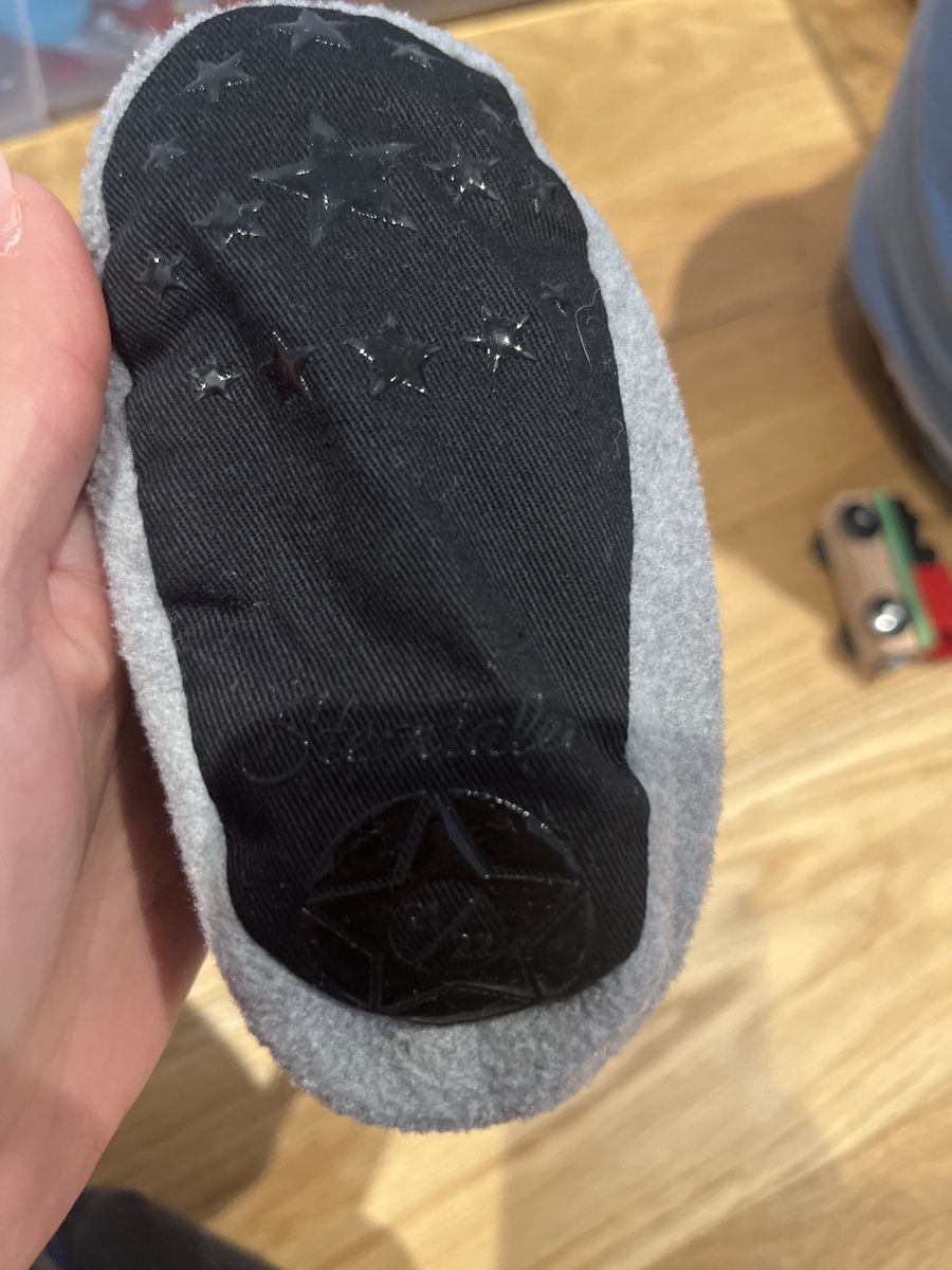 Schuhe für Jungen: Schuhe – Neu und originalverpackt aus Riehen von chr_h8fh 1