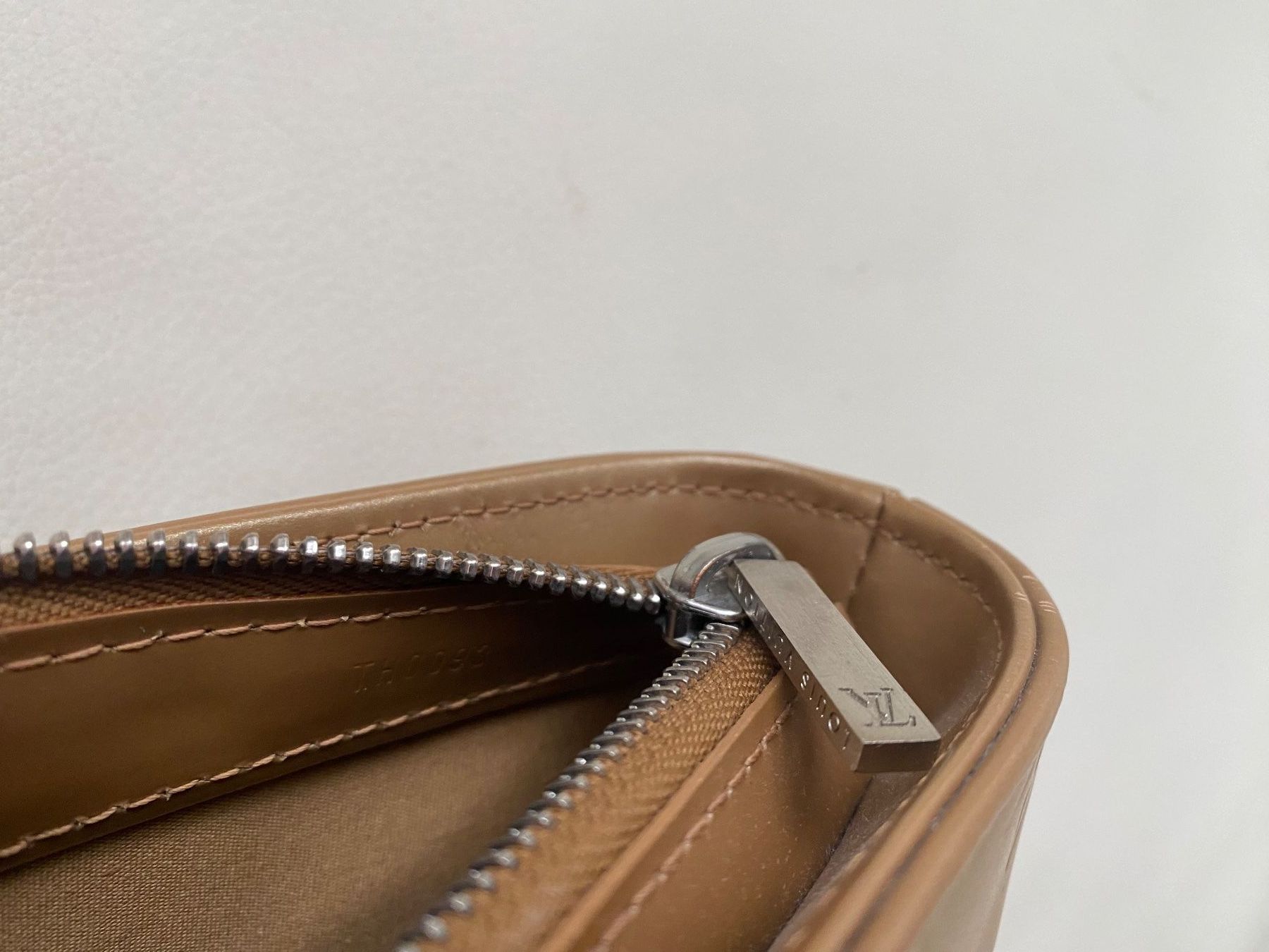 Louis Vuitton Taschen: LOUIS VUITTON Pre-Owned Mat Wilwood Monogram Tasche – Neu (gemäss Beschreibung) aus Winkel von ferrari2022 9