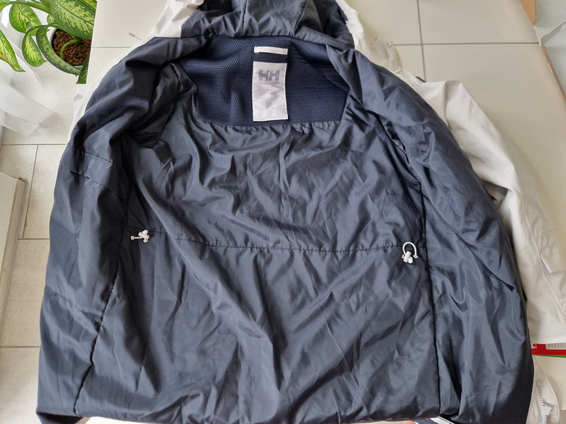 Helly Hansen Giacche: Helly Hansen Jacke fur Herren (L) – Nuovo e nell'imballaggio originale da Wallisellen venduto da LaszloCH 2
