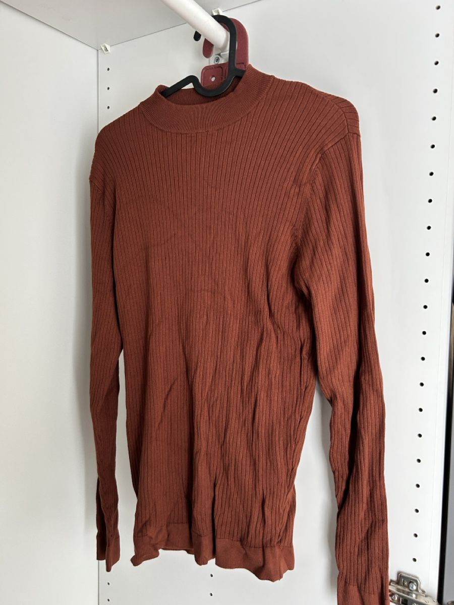 Zara Maglioni & Felpe: Rippstrick Pullover von ZARA Grösse M – Usato da Bülach venduto da INO_