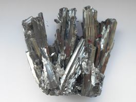 Antimonit Stibnit aus China ca. 328 gr schöner Glanz