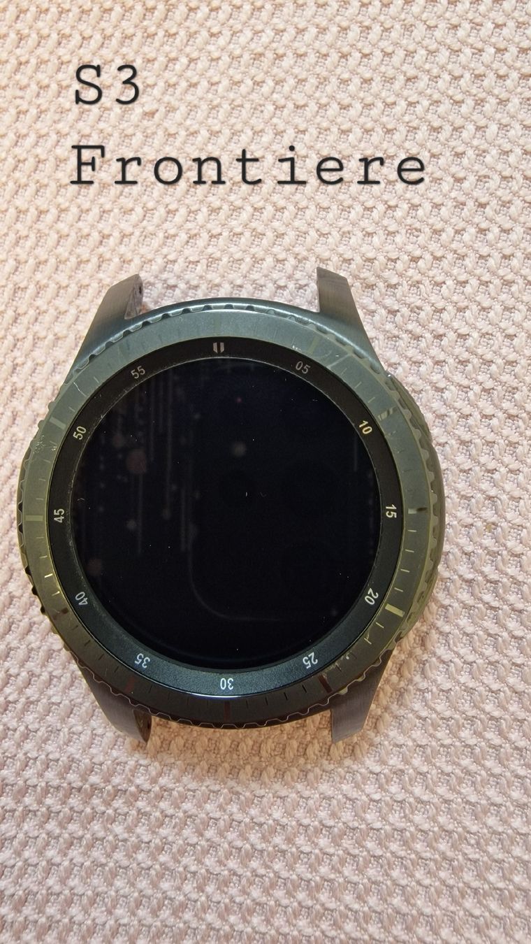 Samsung Smartwatch: 3 x Samsung Smartwatch  – Usato da Kehrsatz venduto da MyShoppy