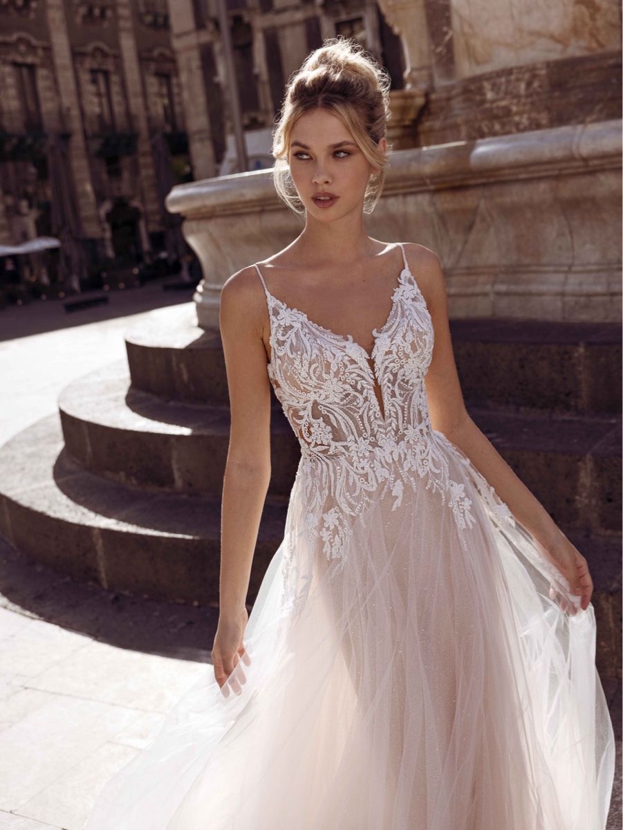 Kleider: Brautkleid Modeca Gr. 38 – Gebraucht aus Brunnen von Herzig-Brautmode