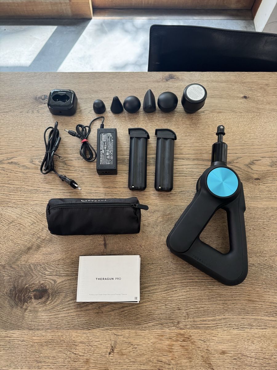 Appareils de massage: Theragun PRO – D'occasion à Zürich par lillaulrich