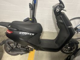 E-Roller mit Akku & Ladegerät – Bastlerfahrzeug – Ab Platz
