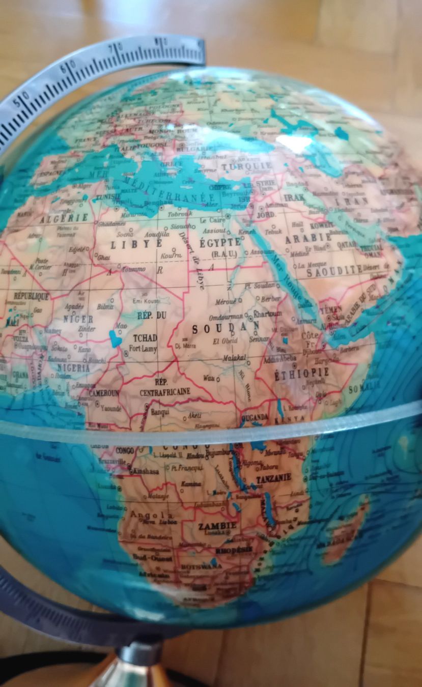 Altro in Decorazioni & Accessori: Ancien globe terrestre de décoration - années 80 – Usato da Neuchatel venduto da Vlenoble 1