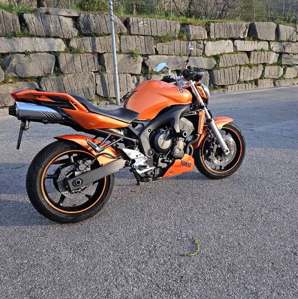 Yamaha Strada: yamaha fz 6 n – Usato da S. Antonino venduto da biscottogarage