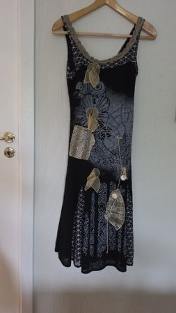 Kleid Save the Queen schwarz Grösse S Super Zustand