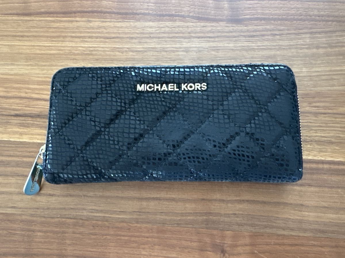 Michael Kors Portamonete: Michael Kors Portemonnaie TOP – Usato da Wangen SZ venduto da futura14