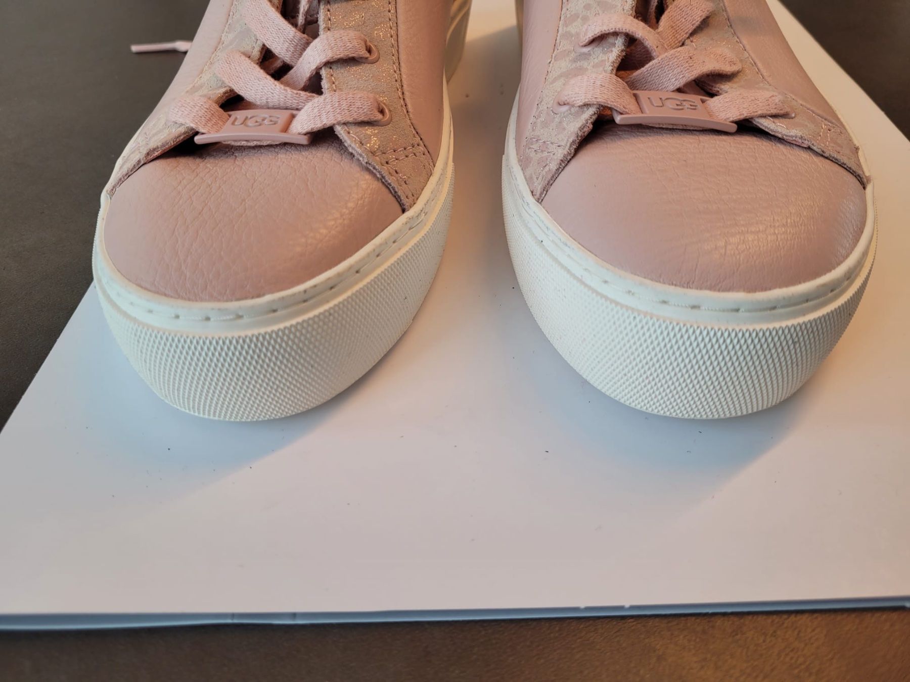 Ugg Damenschuhe: UGG Sneaker Damen Gr. 37, Zartrosa, NEU – Neu und originalverpackt aus Basel von sep_sn6x 4