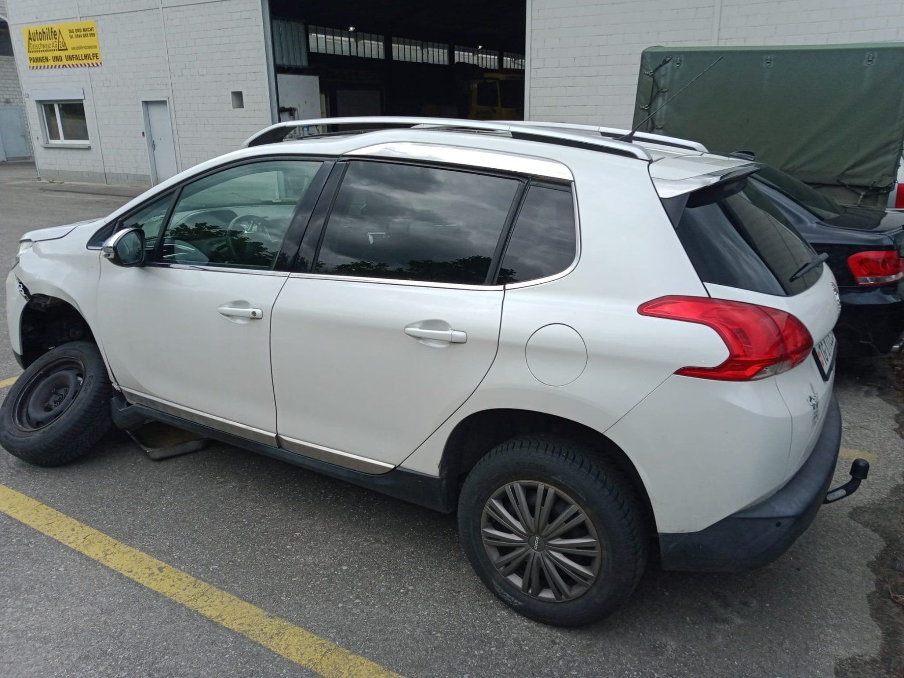 Peugeot Automobili: Peugeot 2008 1.6 VTI Allure – Difettoso da Aadorf venduto da Tricolo1985 5