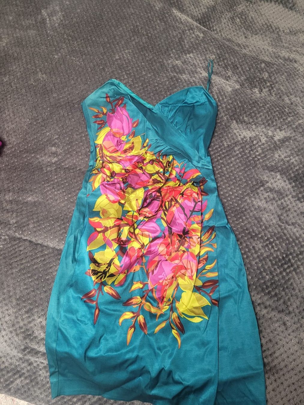 Mango Vestiti: Cocktailkleid Gr. M, Türkis Blumenmuster trägerlos Mango – Usato da Kreuzlingen venduto da iri_j6x2