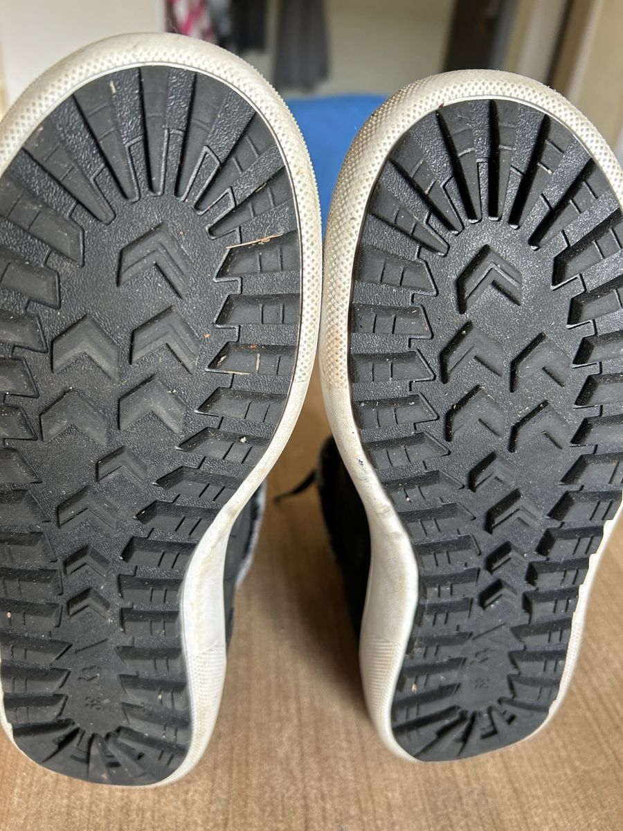 Scarpe da donna: Winterstiefel  – Nuovo (secondo la descrizione) da Uetendorf venduto da elia20 2