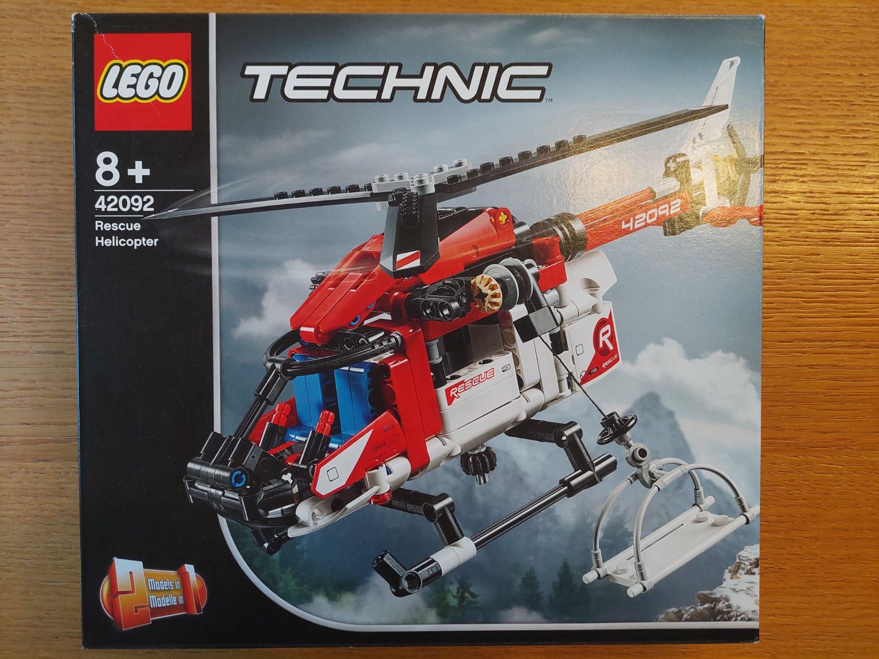 Lego Spielzeuge: Lego Technic 42092 Rettungshubschrauber ca. Rega Helikopter – Neu und originalverpackt aus Abtwil AG von kidimagic1