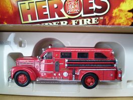Feuerwehr - US Seagrave Sedan Pumper - Detroit - detailliert