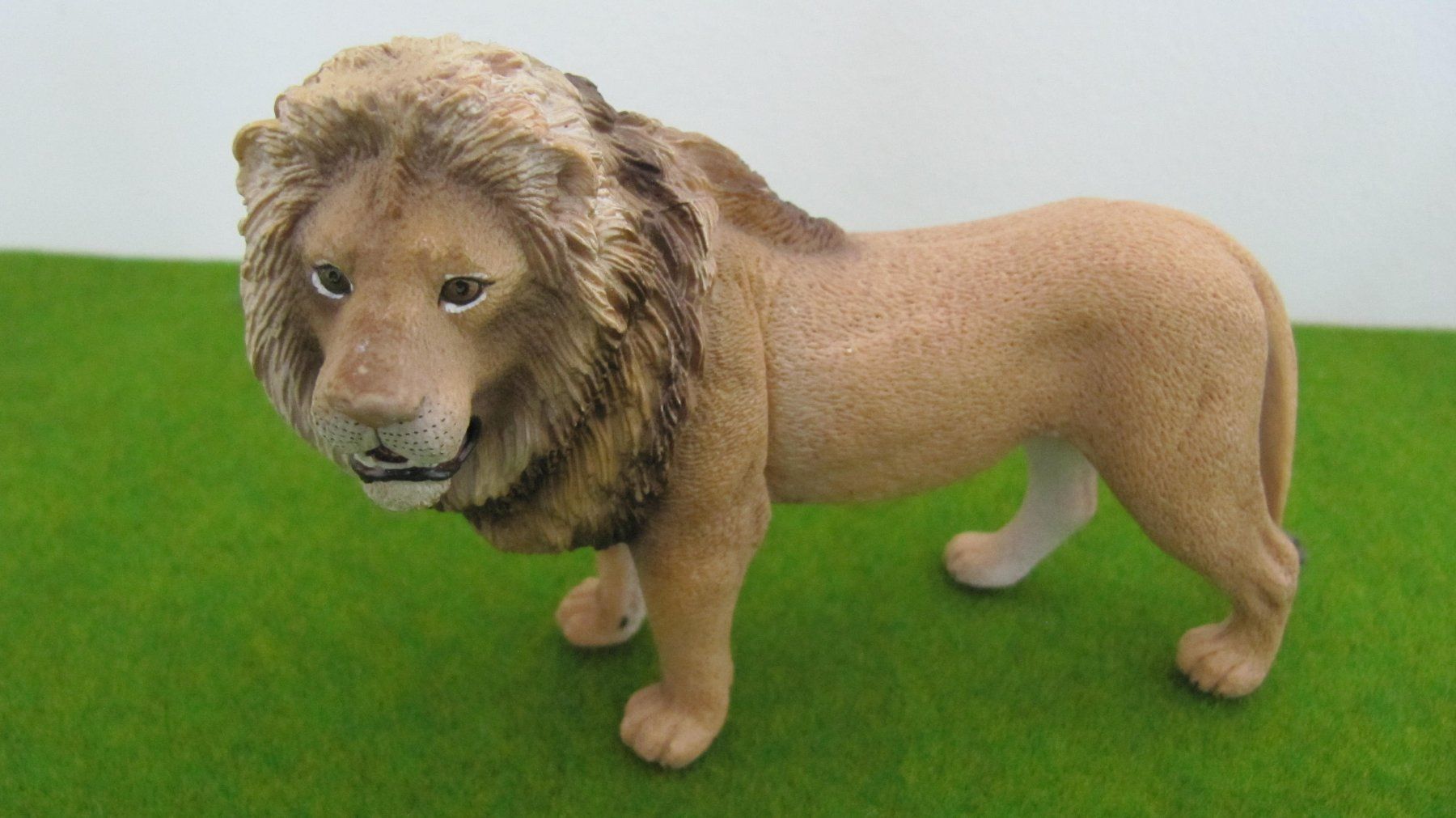 Schleich Giocattoli: Schleich Löwe und Löwin – Nuovo (secondo la descrizione) da Brunnen venduto da Kiwiland1 1