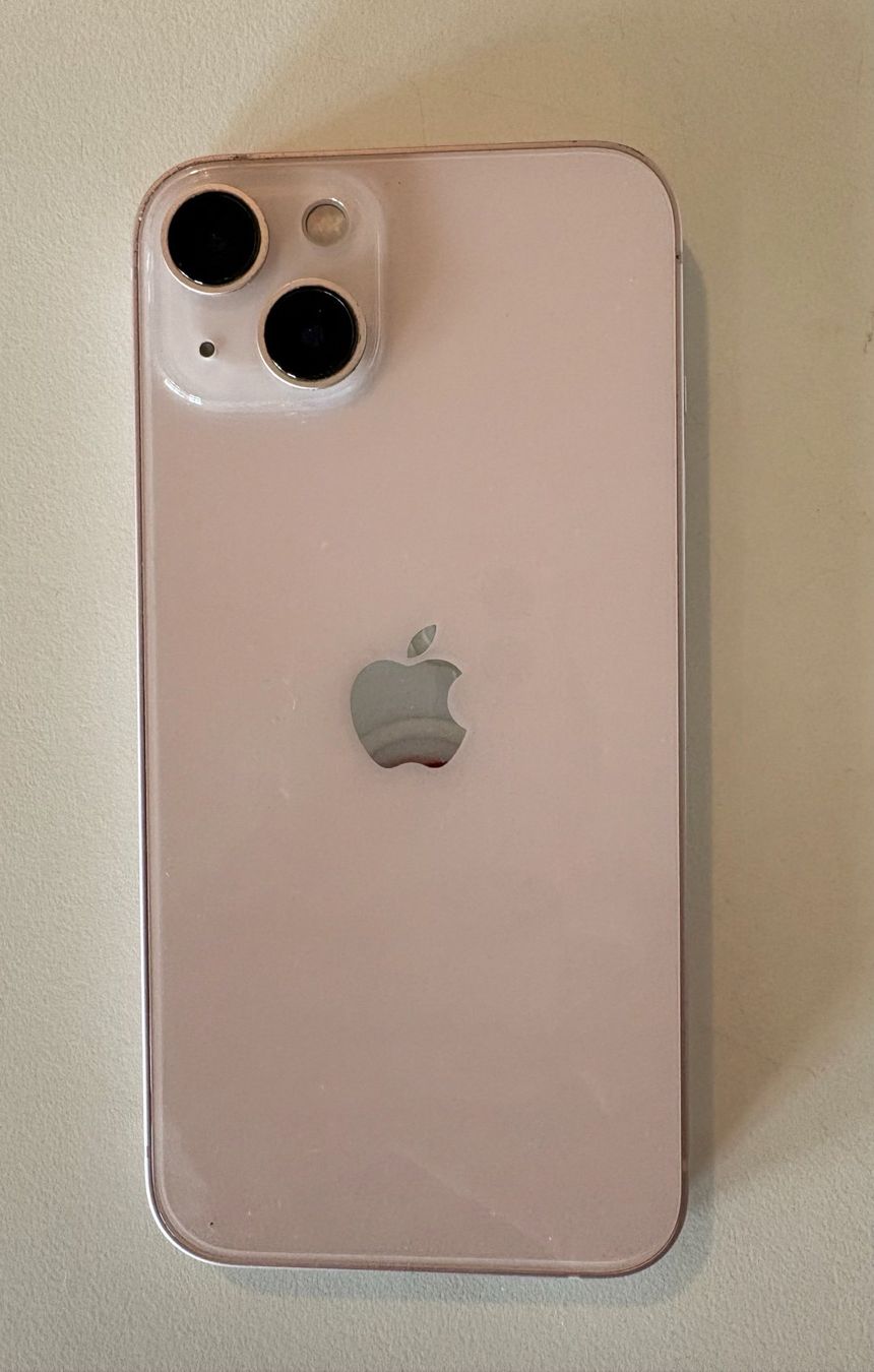 Apple Portables: iPhone 13 - 128 GB - pink – D'occasion à Sempach par scrat75 1