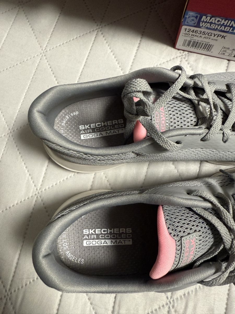 Chaussures femmes: Skechers – Neuf avec emballage d'origine à Brüttisellen par Bluepurple1 1