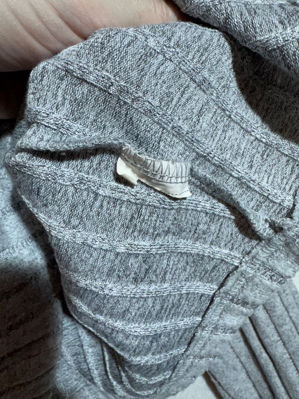 Shein Maglioni & Felpe: Grauer Pullover von Shein Gr. XXL – Usato da Grosswangen venduto da SALE_SALE_SALE 3