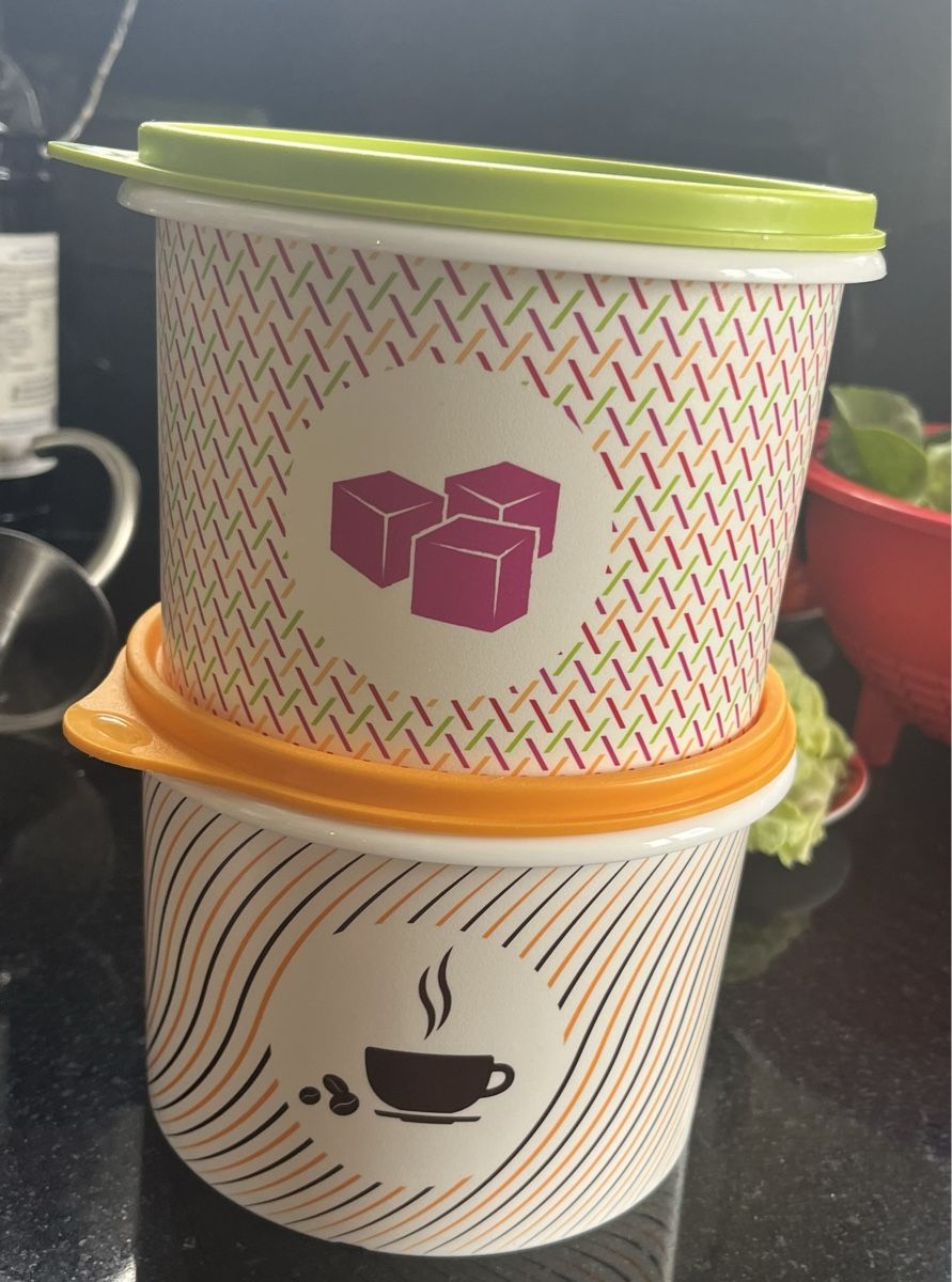 Tupperware Contenitori & Simili: Boîte Tupperware – Usato da Vuarrens venduto da mja_jk7b
