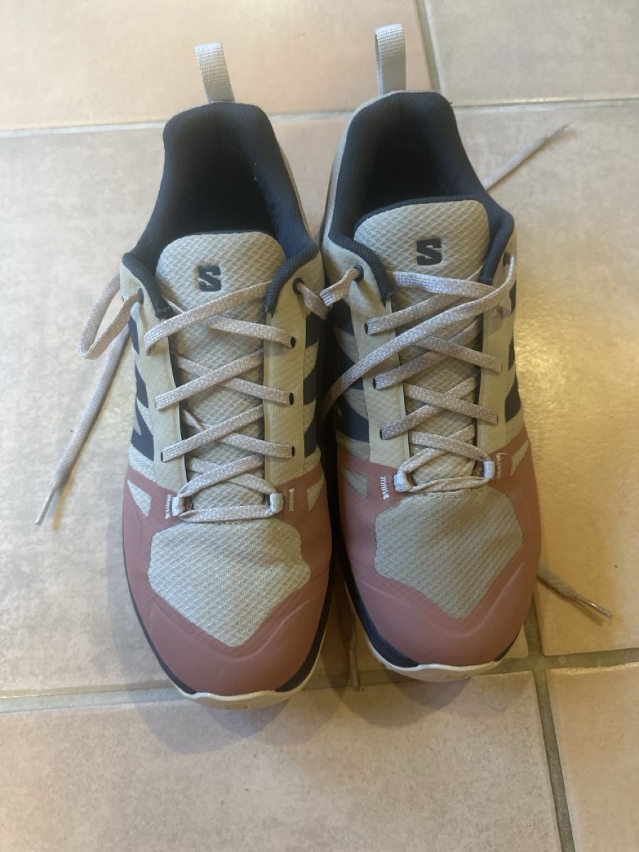 Salomon Scarpe da uomo: Trekkingschuhe Salomon beige Grösse 42 – Usato da Oberentfelden venduto da HennaBina 1