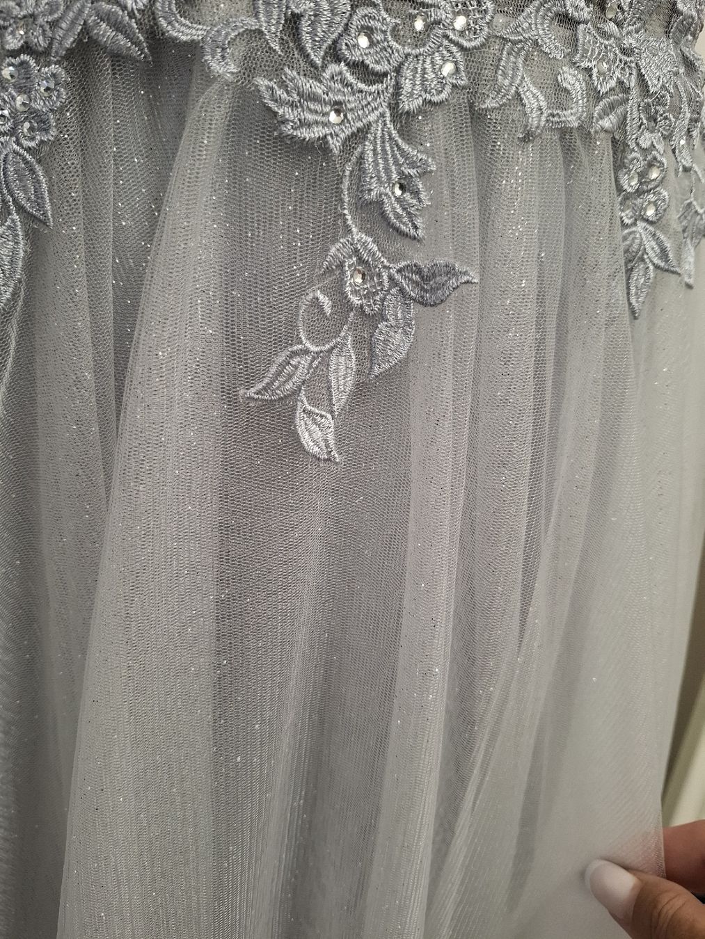 Vestiti: Kleid Silvergrey – Nuovo (secondo la descrizione) da Uster venduto da VMT. 2