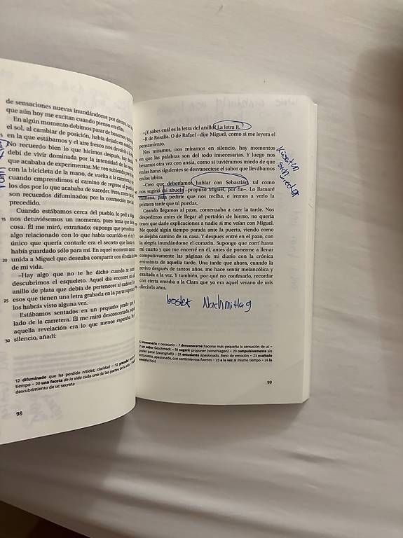 Libri: Corredores de sombra auf Spanisch – Usato da Ebnat-Kappel venduto da Mzottli 1