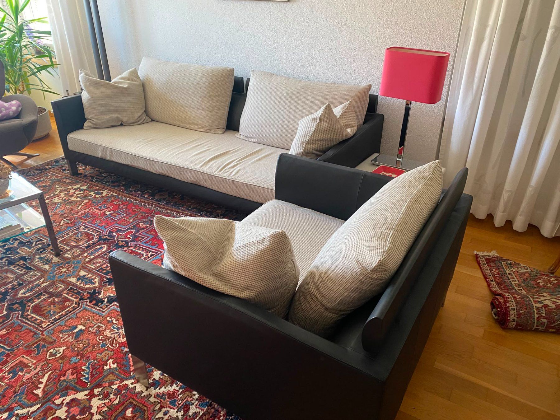 Sofas: Sofa mit Kissen und Sessel – Gebraucht aus Gerlafingen von AishaWittwer 1