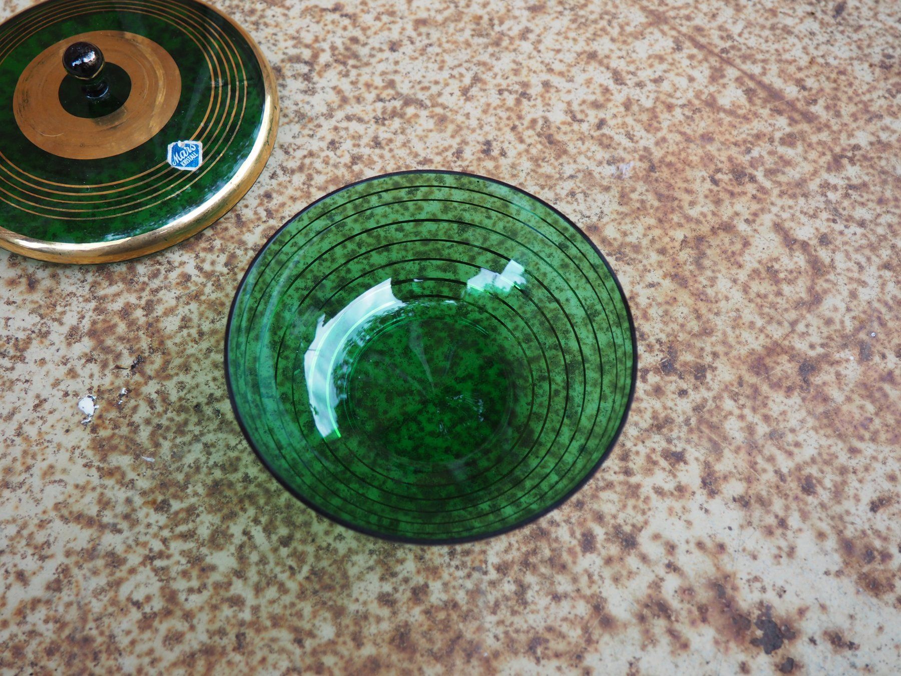 Ciotole: Glasschale mit Deckel, Goldstreifen – Usato da Schänis venduto da Wewu 2