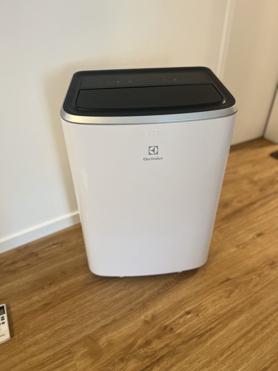 Electrolux Condizionatori: Electrolux Chillflex Pro 12000 BTU – Usato da Rickenbach b. Wil venduto da chiefbananaofficer