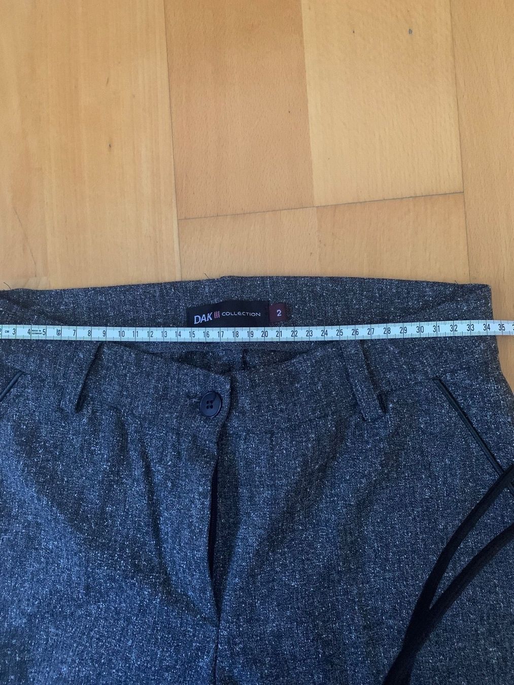 Pantaloni: Schöni damen hose – Usato da Nürensdorf venduto da and_5tlm 4