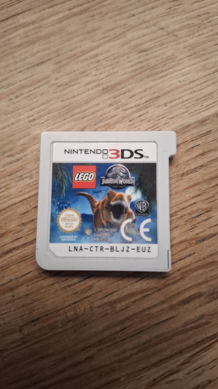 Nintendo Giochi: LEGO Jurassic World - Nintendo 3DS – Usato da Berikon venduto da Free24