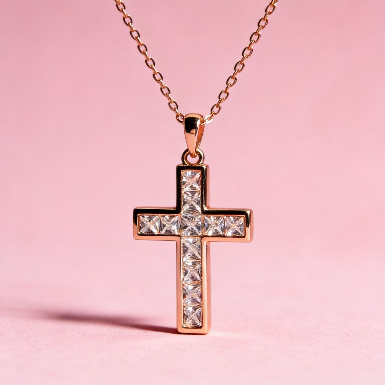 Ketten: Collier Croix Éclat – Neu und originalverpackt aus St-Maurice von Sandrinette123