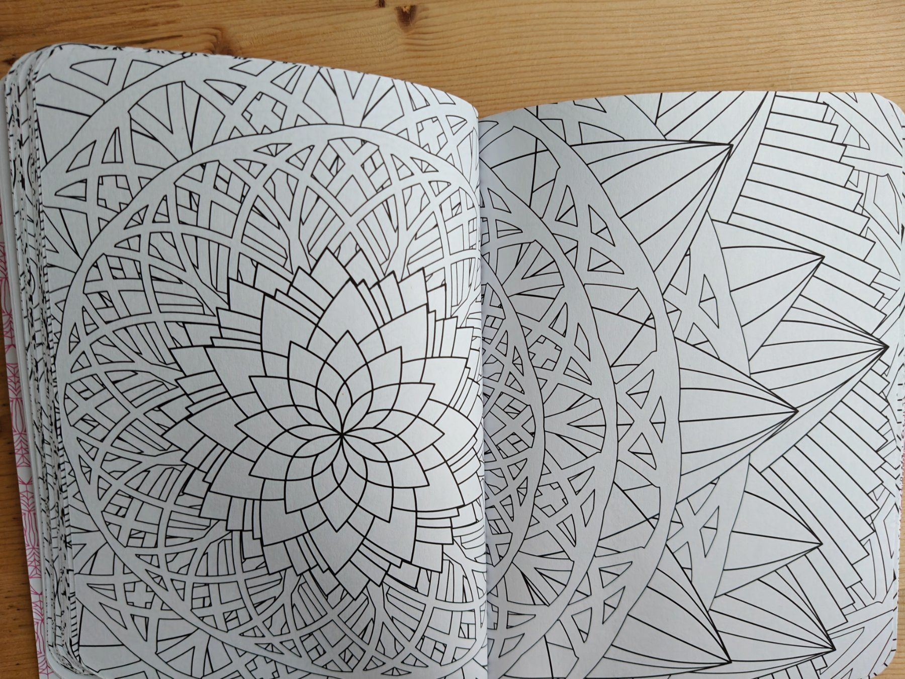 Libri: * Mandala ausmalen / Antistress (A5 Format) – Usato da Muttenz venduto da Negnuja 1