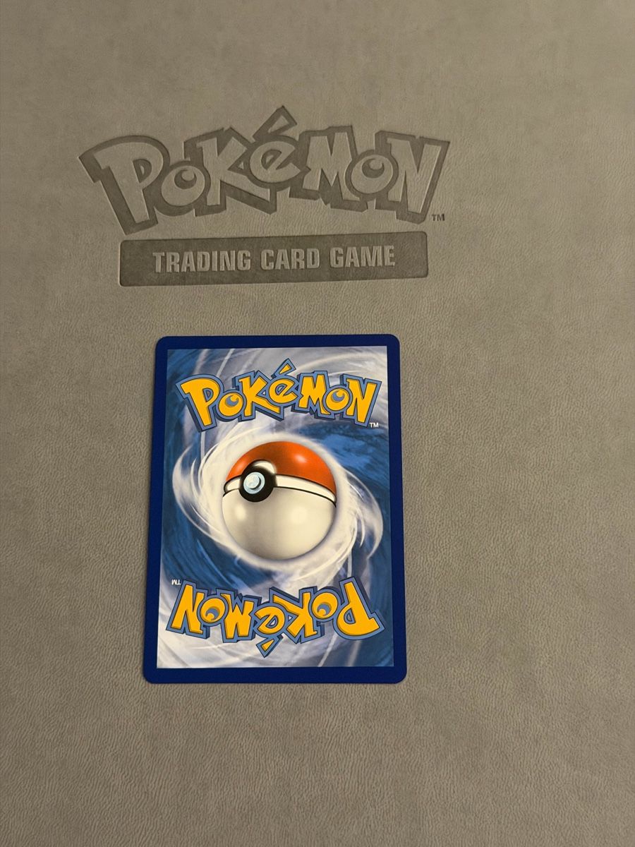 Pokémon Cartes à collectionner: Ditto VMAX (SHF SV119) – D'occasion à Biel/Bienne par SeeLoewe55 1