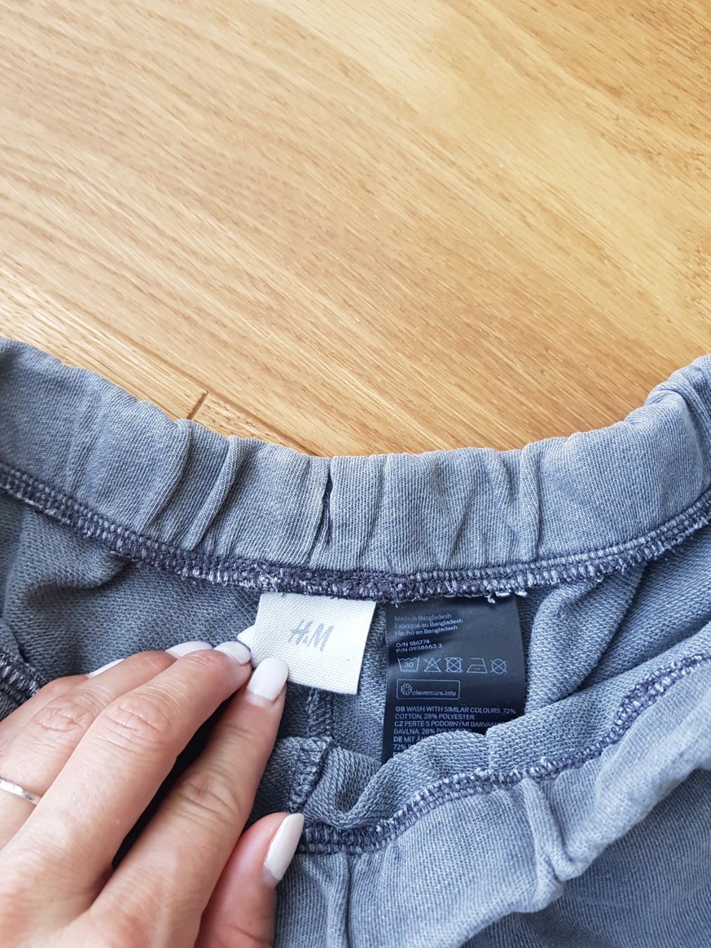 H&M Pantaloni: H&M Sweathose Grösse S – Usato da Eschenbach SG venduto da SanFranciscoCalifornia 3