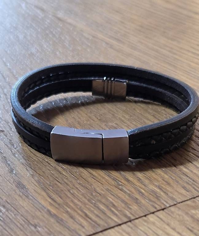 Bracciali & Braccialetti: Lederarmand – Usato da Egliswil venduto da fab_tb28