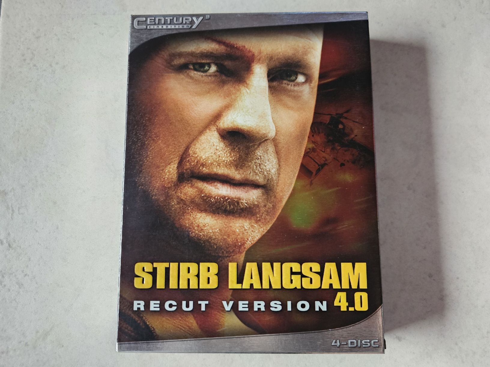 Tutti i DVDs: Stirb Langsam 4.0  -  4 Disc Recut Version – Usato da Schneisingen venduto da backstore24 1