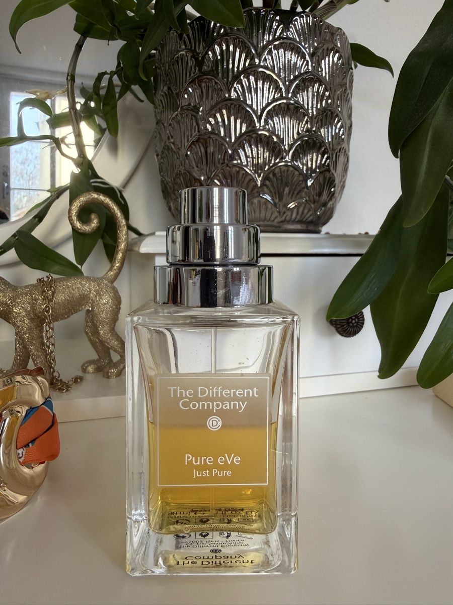 Profumi & Eau de Toilette: The Different Company Pure Eve, Eau de Parfum – Usato da Zürich venduto da parmiggiano