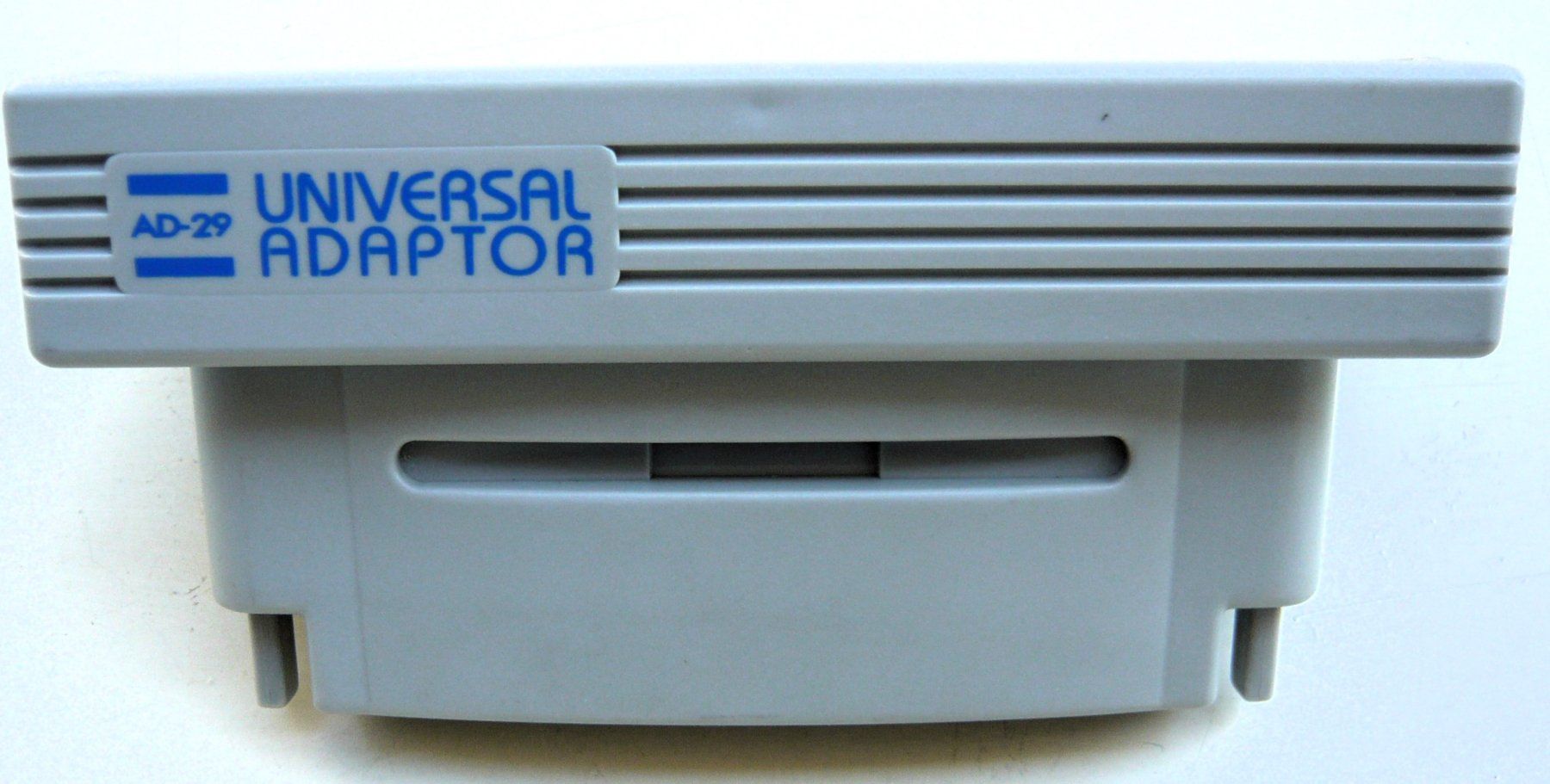 Nintendo Lecteurs & Adaptateurs: SNES Universal Adaptor AD-29 – D'occasion à Onex par Jaguar1986
