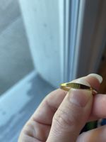 Ring goldfarben mit kleinem Zahlenmuster