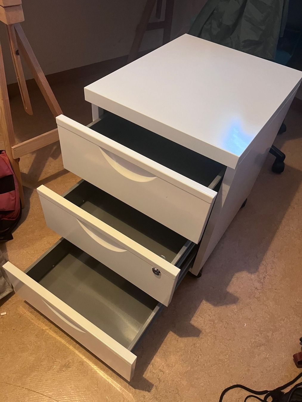 Eléments de bureau: Verchiebliches Büromöbel – D'occasion à Zürich par vit_6hkt 1