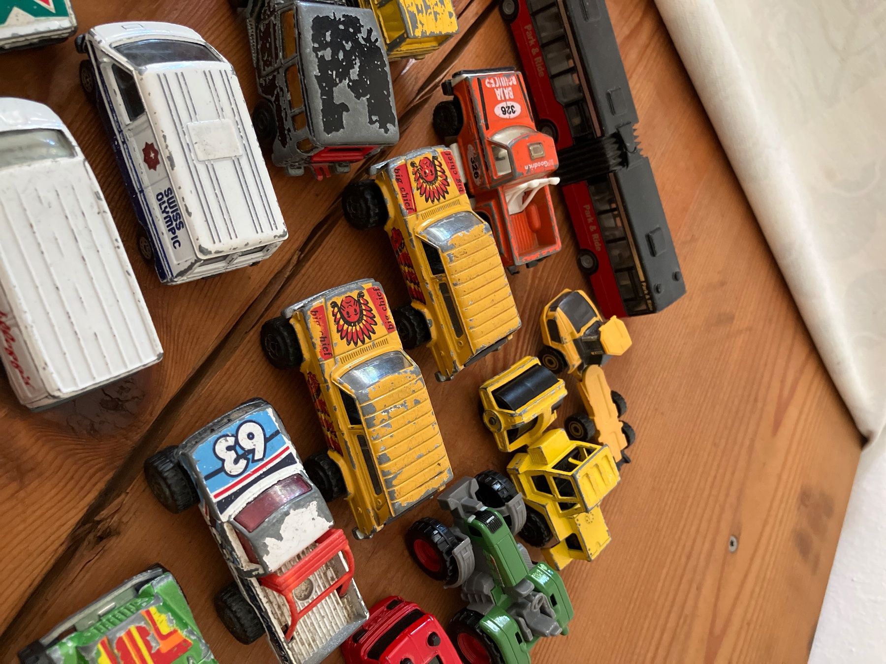 Matchbox Modellini d'auto: Macchinine Corgi HotWhell Majorette Matchbox – Usato da Vezia venduto da Curzio83 5