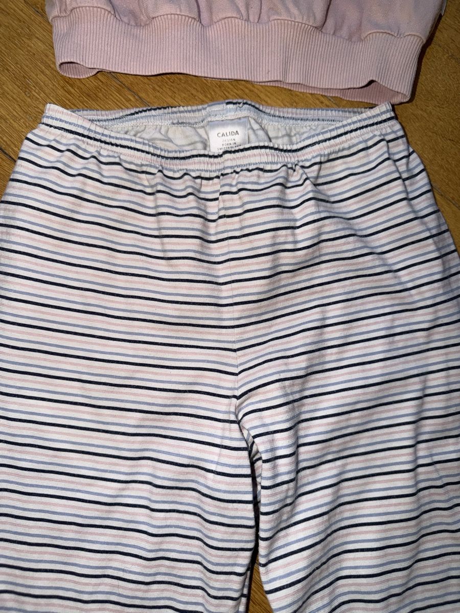 Calida Pigiama & Simili: Calida Pyjama Set Katze rosa gestreift Grösse 110 – Usato da Bern venduto da Elisa64 1