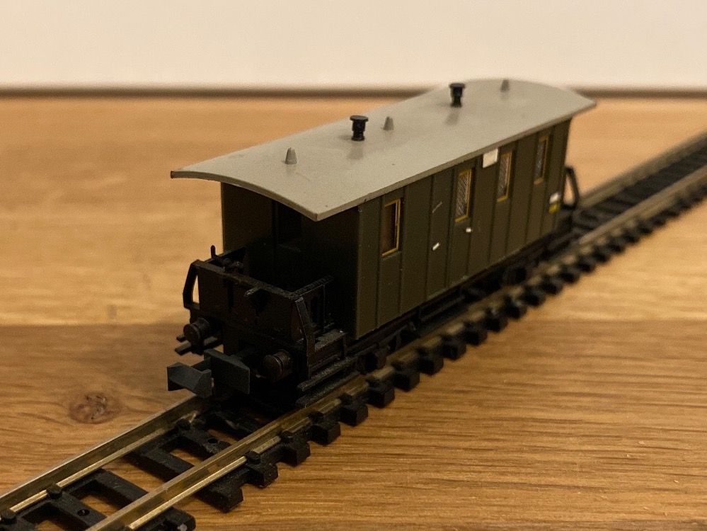 Trix Modellini di ferrovie: Minitrix 3001 Pack- und Postwagen – Nuovo (secondo la descrizione) da Schlierbach venduto da Look8 2