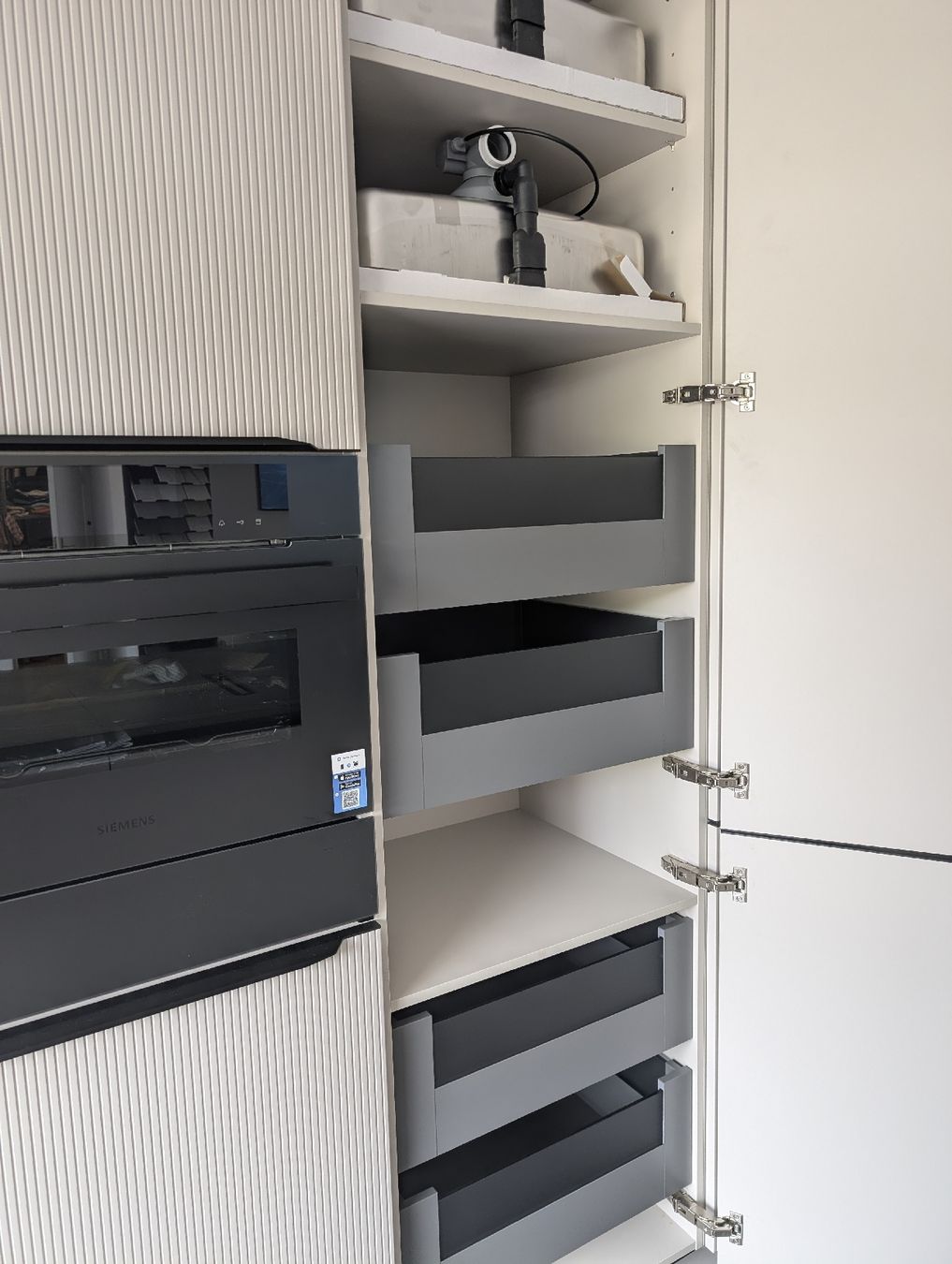 Cucine complete: Ausstellungsküche  – Nuovo (secondo la descrizione) da Oetwil am See venduto da kueche8618 2
