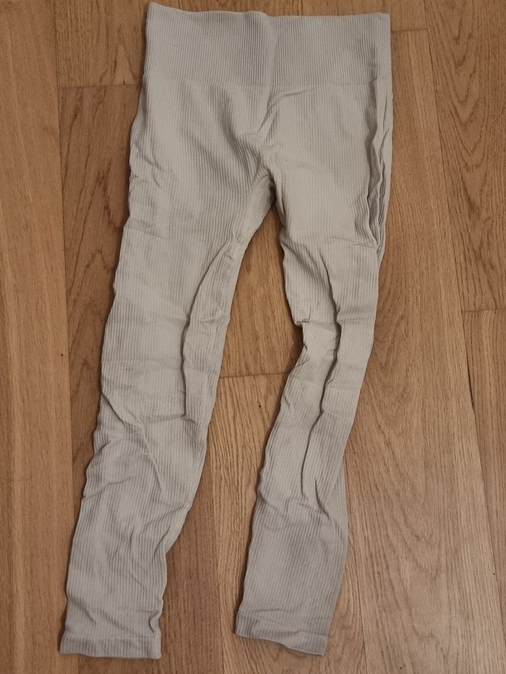 Leggings: Trendige Sportleggins – Neu (gemäss Beschreibung) aus Altstätten SG von melii._.98